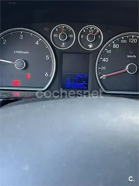 Usado Hyundai i30 Comfort 90 CV (66 kW) 2010 Rojo Berlina