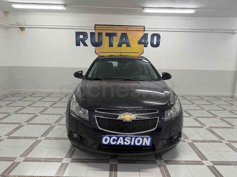 Usado Chevrolet Cruze LT 163 CV (119 kW) 2012 Negro Berlina