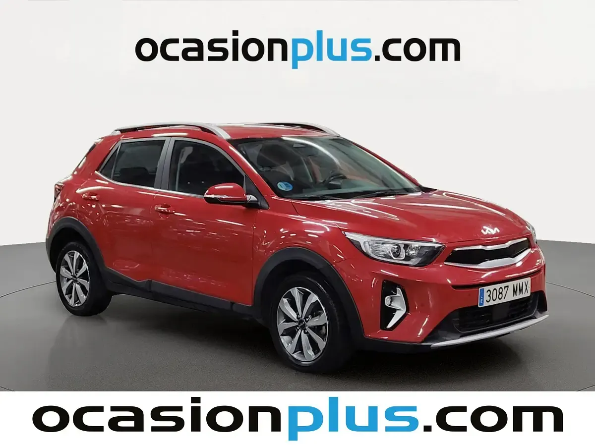 Usado Kia Stonic 101 CV (74 kW) 2024 Rojo SUV