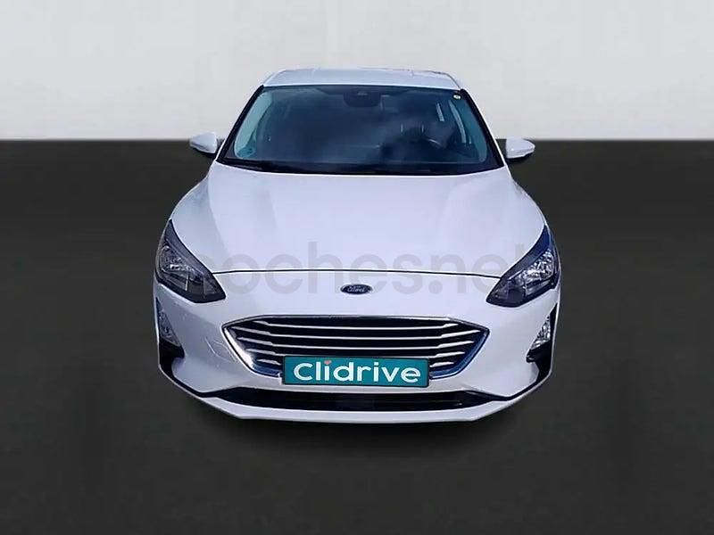Begagnad Ford Focus Trend 120 HK (88 kW) 2020 Vit Sedan