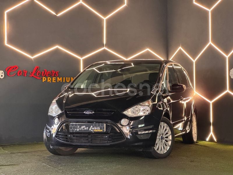 Usado Ford S-MAX Titanium 150 CV (110 kW) 2015 Negro Monovolumen