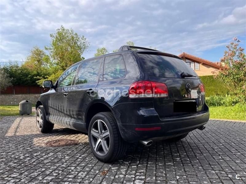 Negro Usado 2006 VW Touareg SUV | 9200 € (Precio justo) - Imagen 1/4