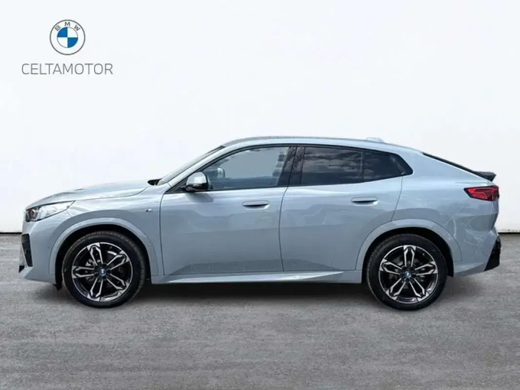 Usado BMW iX2 Comfort Edition 150 kW (204 CV) 2024 Gris SUV
