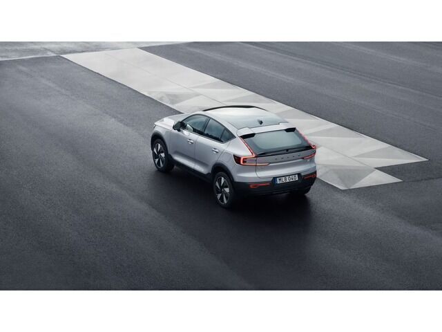 Usado Volvo EC40 Plus 175 kW (238 CV) 2024 Gris SUV