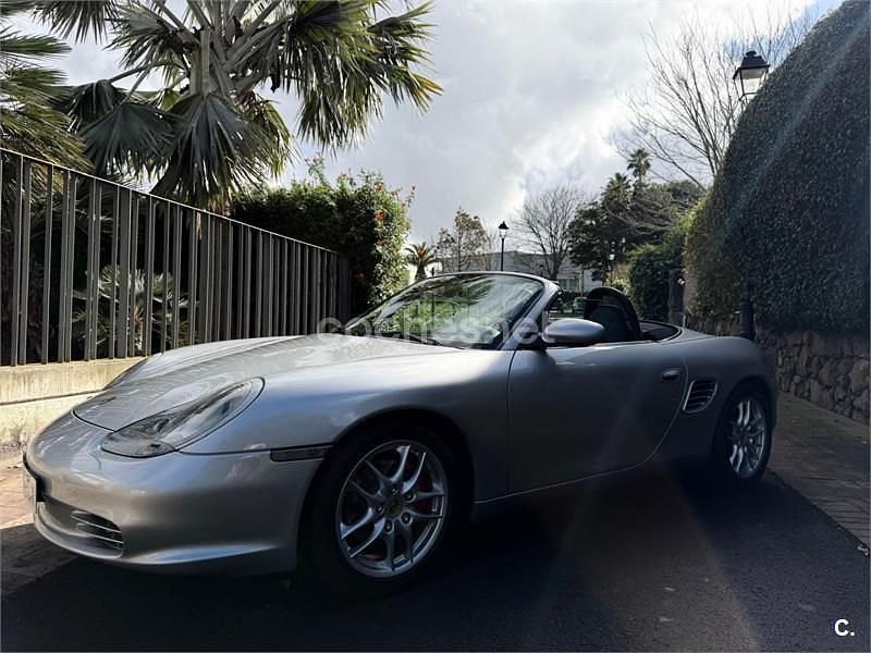 Usado Porsche Boxster 228 CV (167 kW) 2004 Gris / plata Descapotable