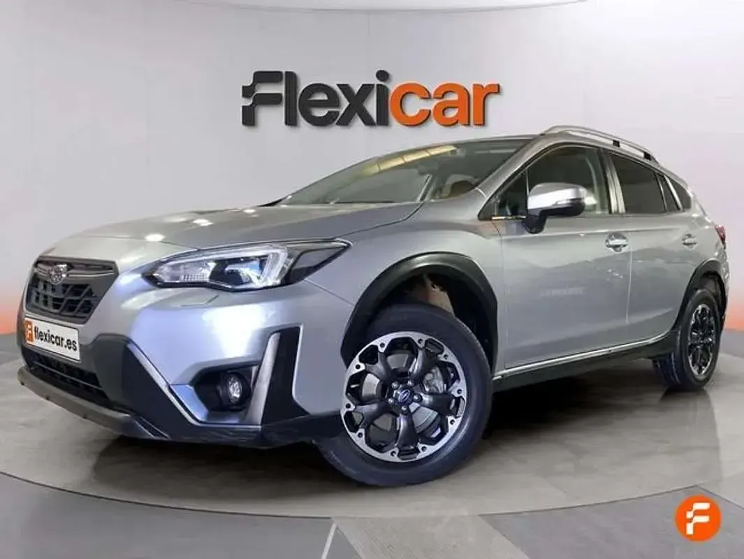 Usado Subaru XV Sport 114 CV (83 kW) 2023 Gris SUV