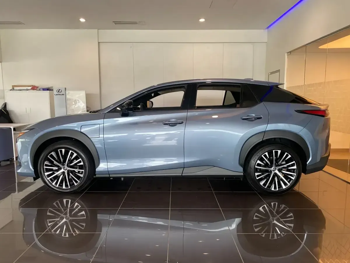 Nuevo Lexus RZ 350e 164 kW (224 CV) 2026 Blanco SUV