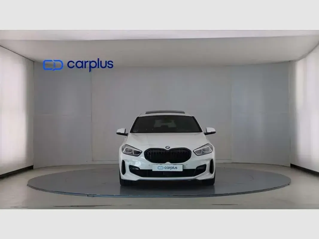 Usado BMW 118 150 CV (110 kW) 2023 Blanco Utilitario