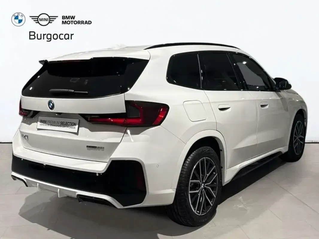 Usado BMW iX1 Comfort Edition 150 kW (204 CV) 2025 Blanco SUV