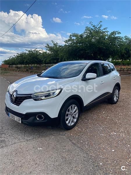 Usado Renault Kadjar Intens 130 CV (95 kW) 2015 Blanco SUV
