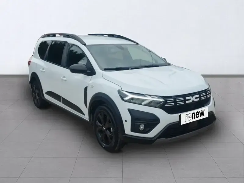 Usado Dacia Jogger Expression 140 CV (102 kW) 2023 Blanco Monovolumen