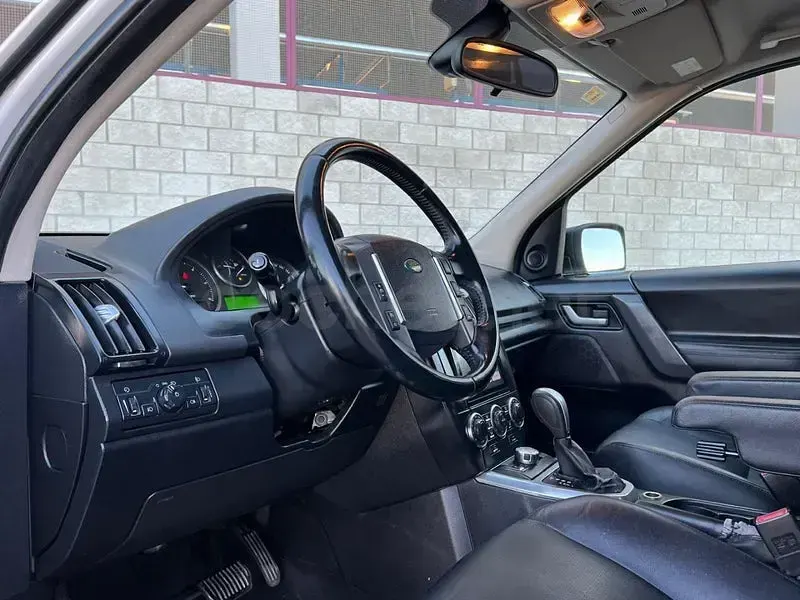 Usado Land Rover Freelander 2 HSE 150 CV (110 kW) 2010 Blanco SUV