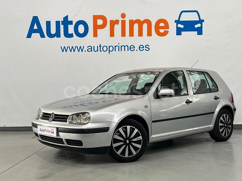 Gris / plata Usado 2003 VW Golf Conceptline Berlina | 3970 € (Precio justo) - Imagen 1/4