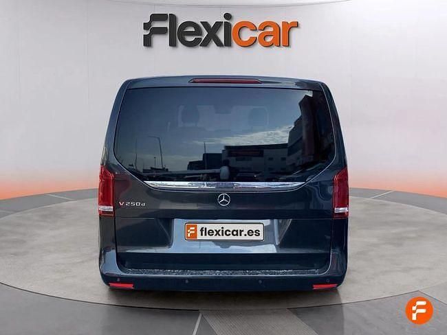 Usado Mercedes V250 190 CV (139 kW) 2020 Negro Monovolumen