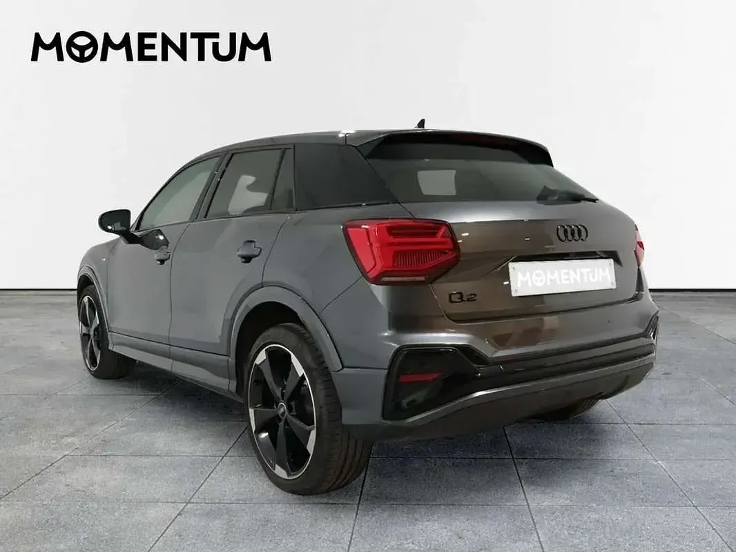 Usado Audi Q2 150 CV (110 kW) 2022 Gris SUV