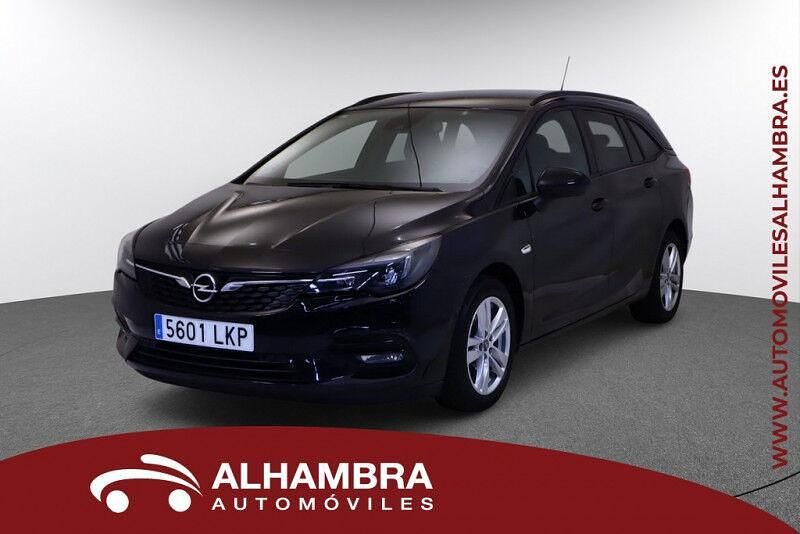 Usado Opel Astra Ultimate 145 CV (106 kW) 2021 Negro Familiar