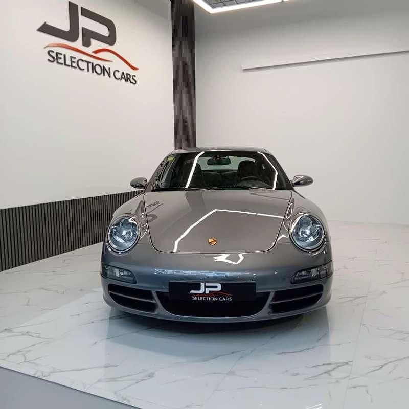 Usado Porsche 911 Carrera 325 CV (239 kW) 2005 Gris Coupe