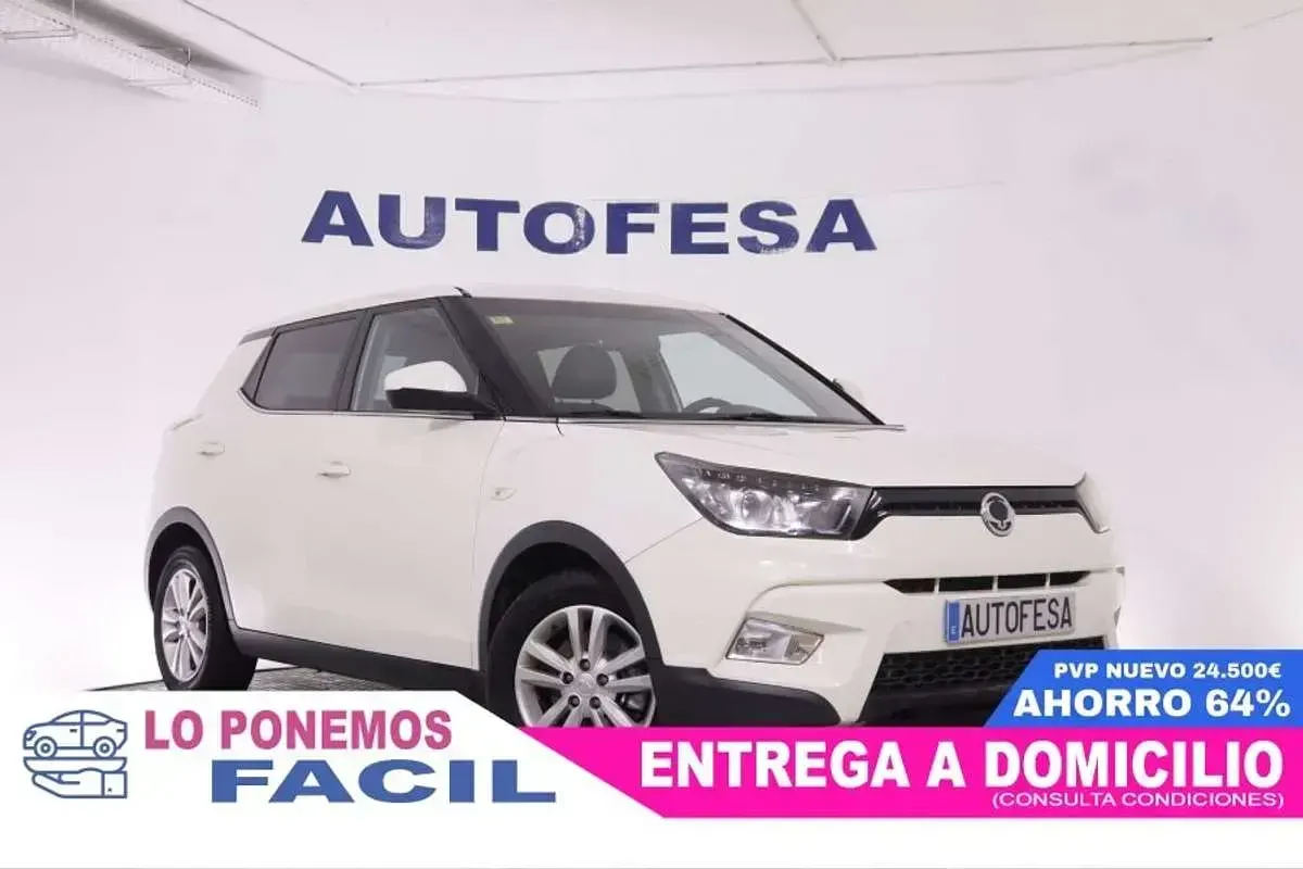 Usado SsangYong Tivoli 116 CV (85 kW) 2015 Blanco SUV