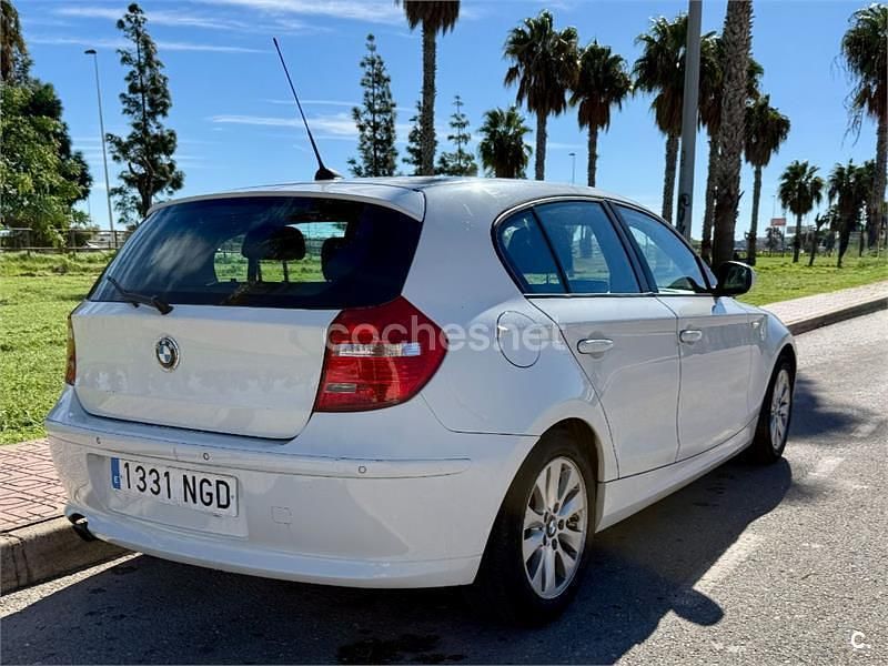 Usado BMW 118 143 CV (105 kW) 2010 Blanco Utilitario