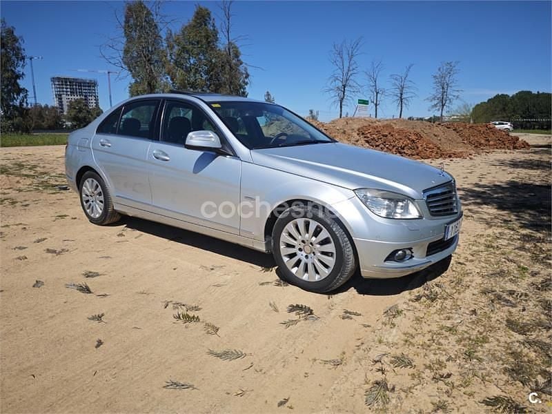 Gris / plata Usado 2009 Mercedes C220 Elegance Berlina | 8750 € (Buen precio) - Imagen 1/4