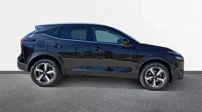 Usado Nissan Qashqai N-Connecta 140 CV (102 kW) 2024 Midnight black (metalizado) SUV