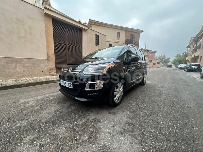 Usado Citroën C3 Picasso Feel 99 CV (72 kW) 2016 Negro Monovolumen