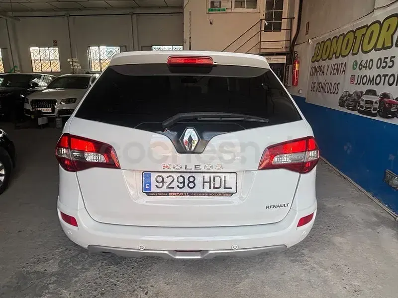 Usado Renault Koleos Bose Edition 150 CV (110 kW) 2012 Blanco SUV
