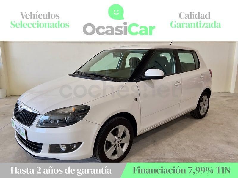 Usado Skoda Fabia 69 CV (50 kW) 2013 Blanco Utilitario