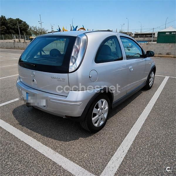 Usado Opel Corsa Enjoy 80 CV (58 kW) 2006 Gris / plata Utilitario