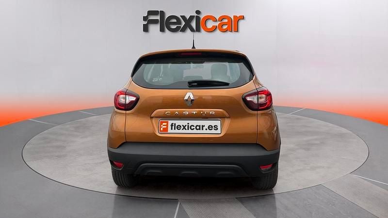 Usado Renault Captur Intens 90 HP (66 kW) 2018 Laranja SUV