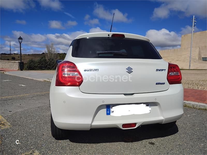 Usado Suzuki Swift GLX 83 CV (61 kW) 2021 Blanco Utilitario