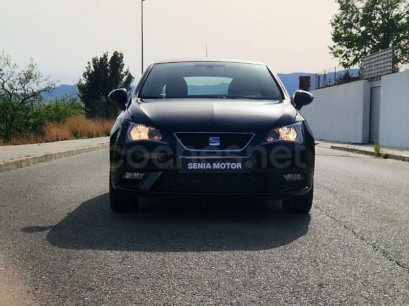 Usado Seat Ibiza CONNECT 90 CV (66 kW) 2016 Negro Berlina