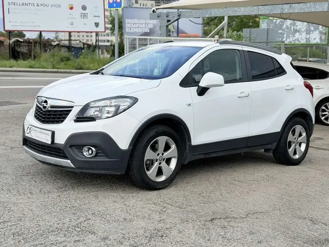Usado Opel Mokka Color Edition 136 CV (100 kW) 2015 SUV