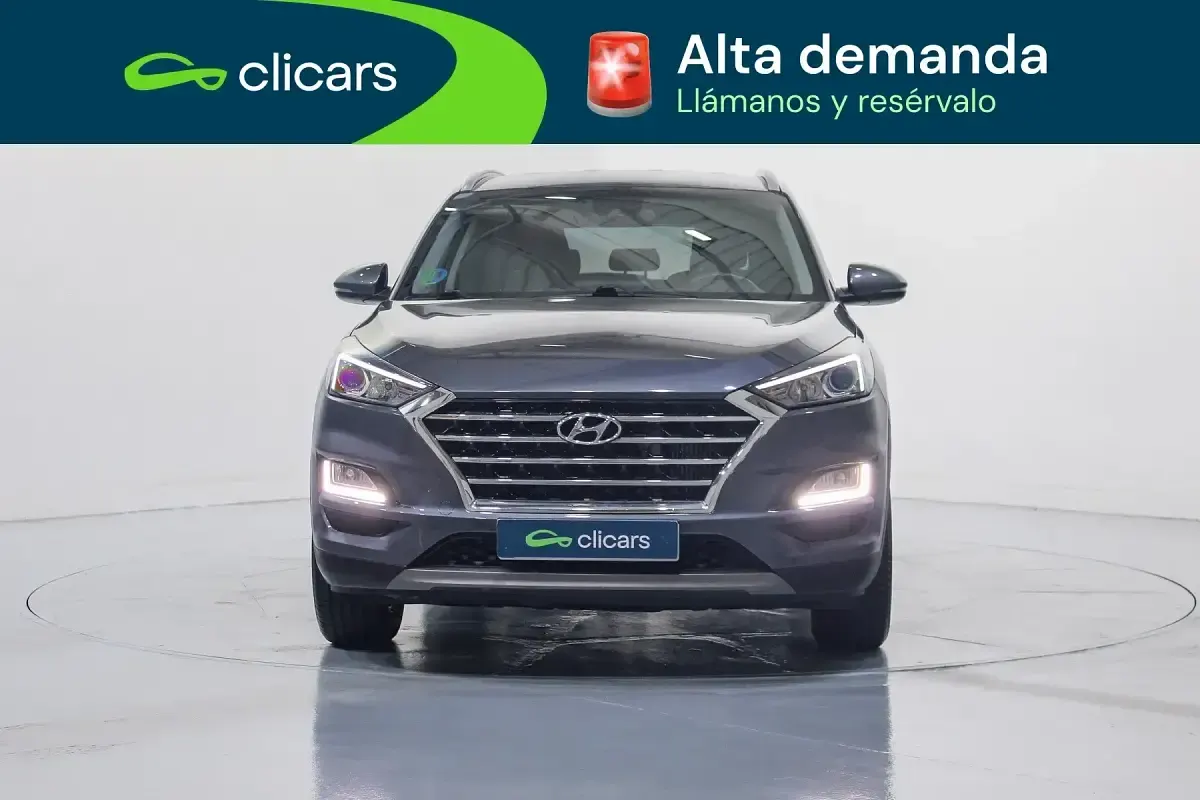 Usado Hyundai Tucson 136 CV (100 kW) 2020 Gris SUV