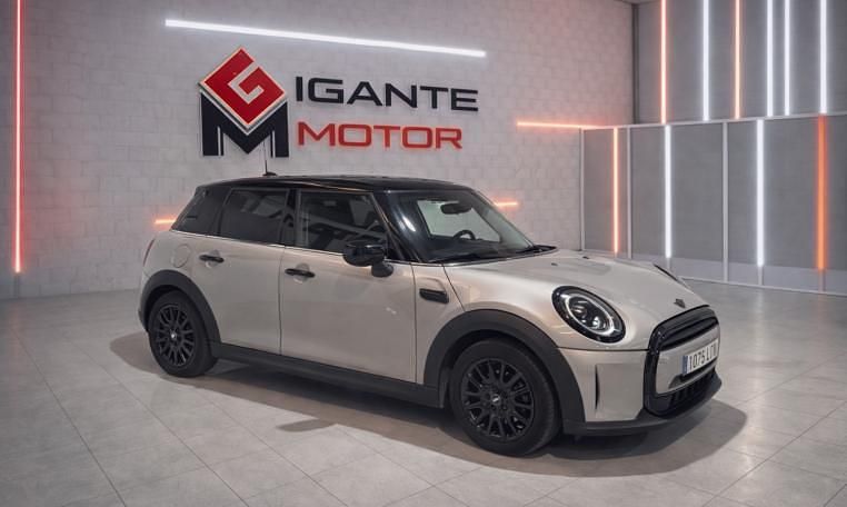 Usado Mini Cooper 136 CV (100 kW) 2019 Negro Utilitario