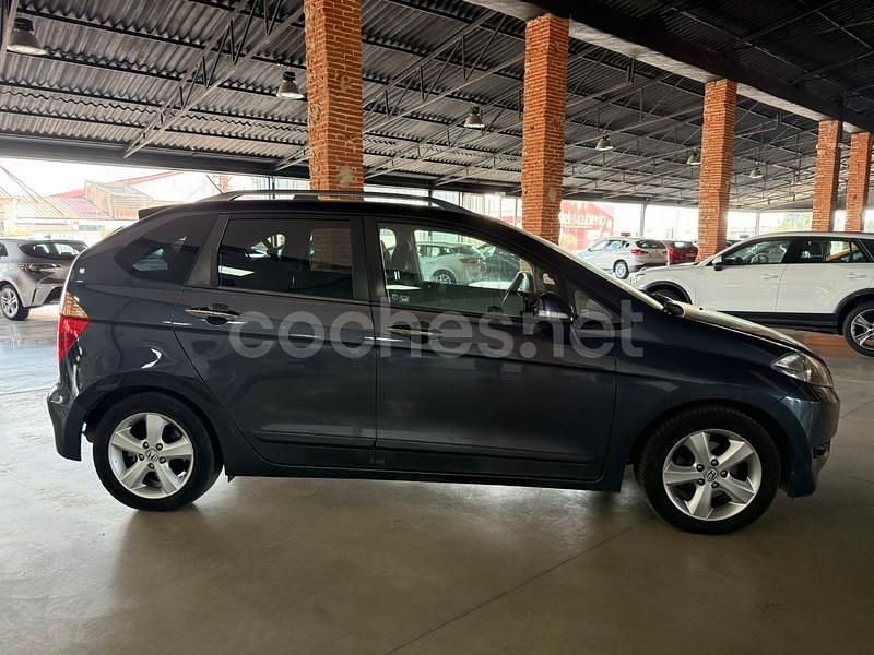 Usado Honda FR-V Executive 140 CV (102 kW) 2008 Gris / plata Monovolumen