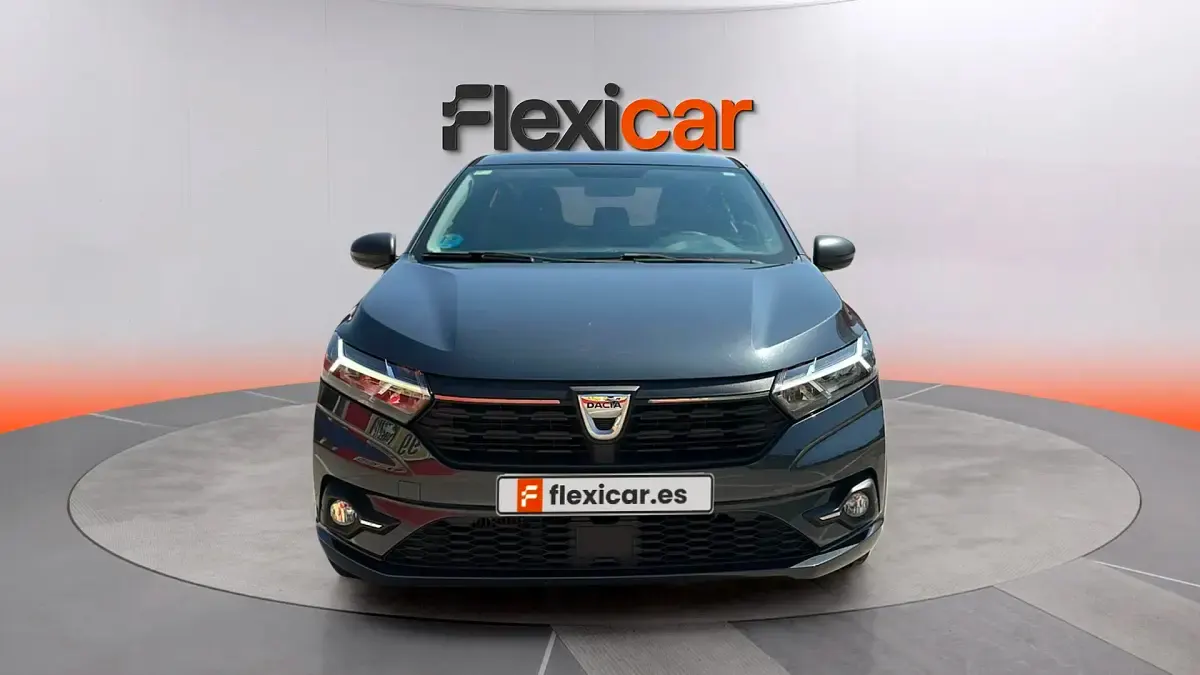 Usado Dacia Sandero Essentiel 101 CV (74 kW) 2021 Gris Berlina