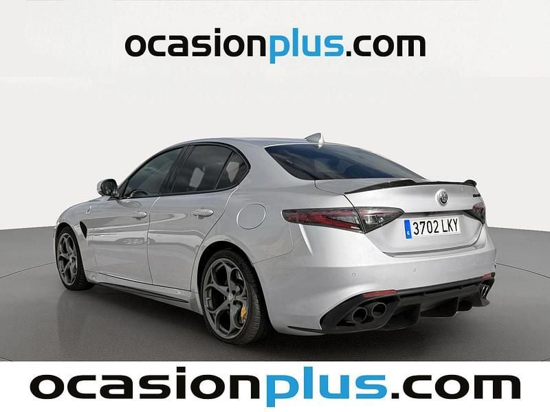 Usado Alfa Romeo Giulia Quadrifoglio 510 CV (375 kW) 2020 Gris plata Berlina