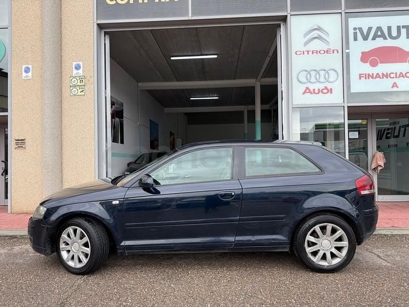 Usado Audi A3 Ambition 105 CV (77 kW) 2004 Blanco Utilitario