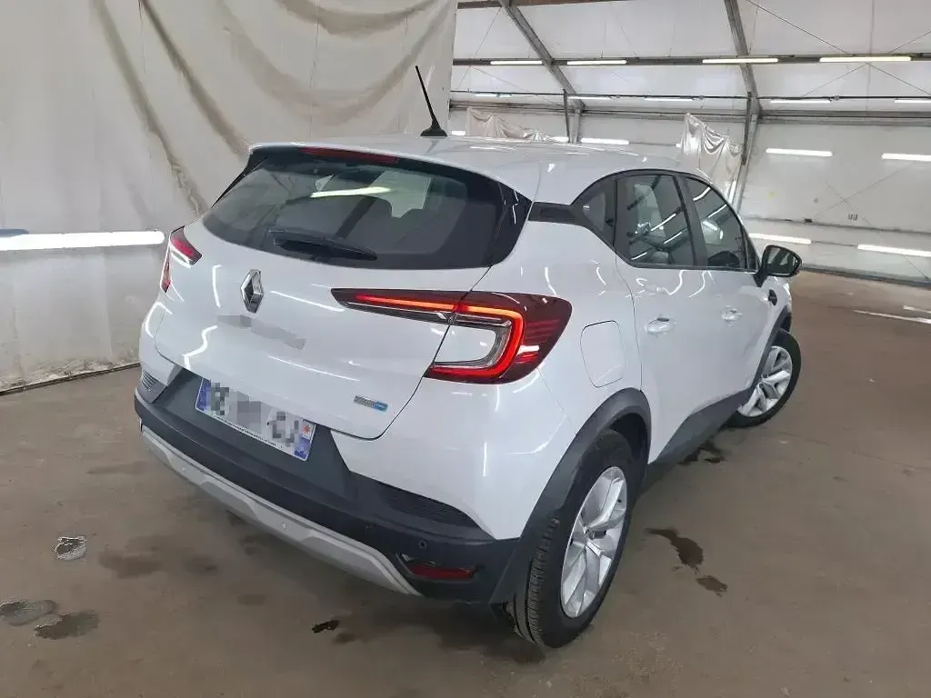 Usado Renault Captur Zen 145 CV (106 kW) 2022 Blanco SUV