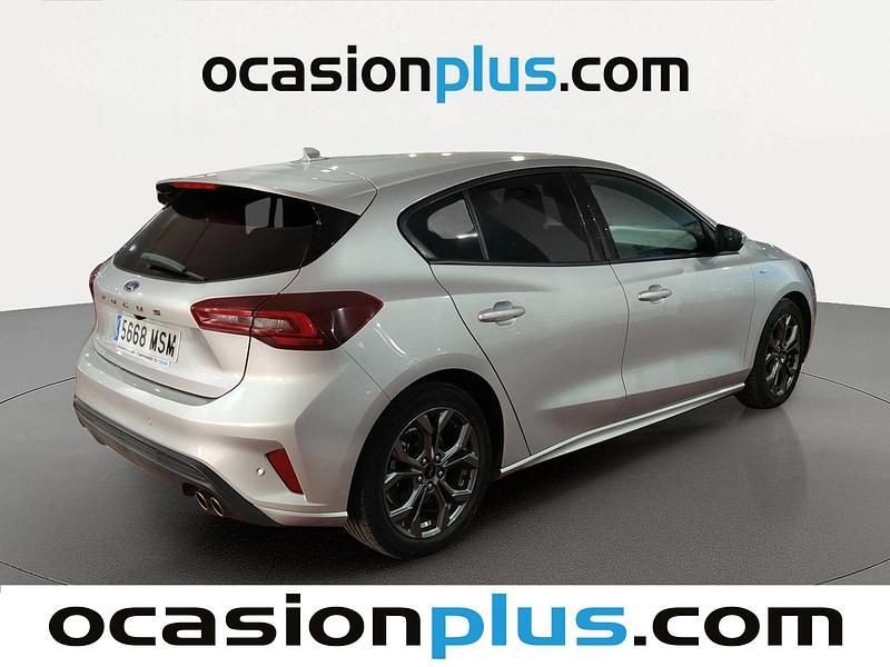 Usado Ford Focus ST-Line 155 CV (114 kW) 2024 Gris plata Utilitario