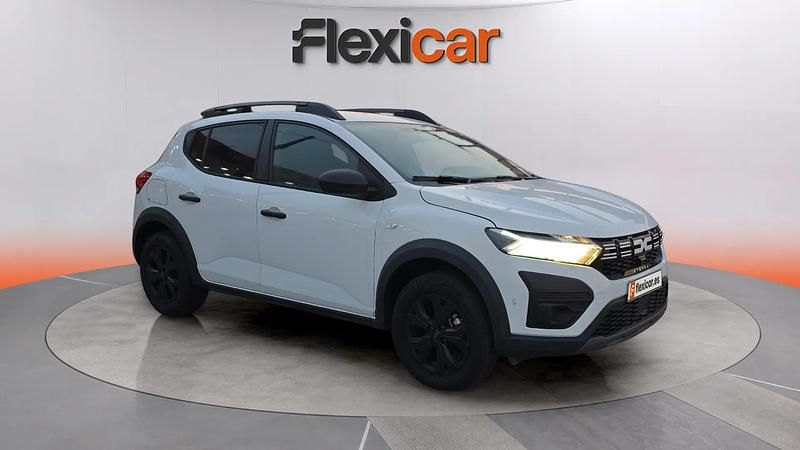 Usado Dacia Sandero Essentiel 101 CV (74 kW) 2024 Blanco Utilitario