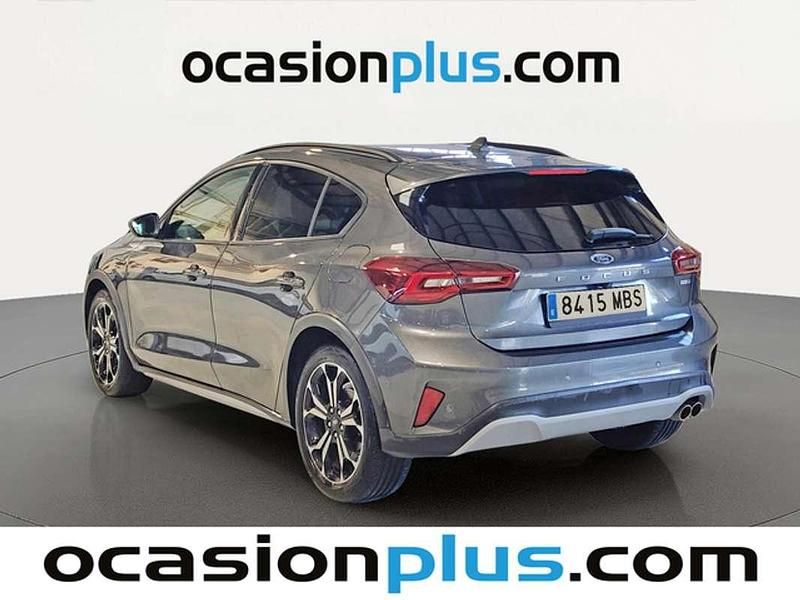 Usado Ford Focus Active X 155 CV (114 kW) 2022 Gris Utilitario