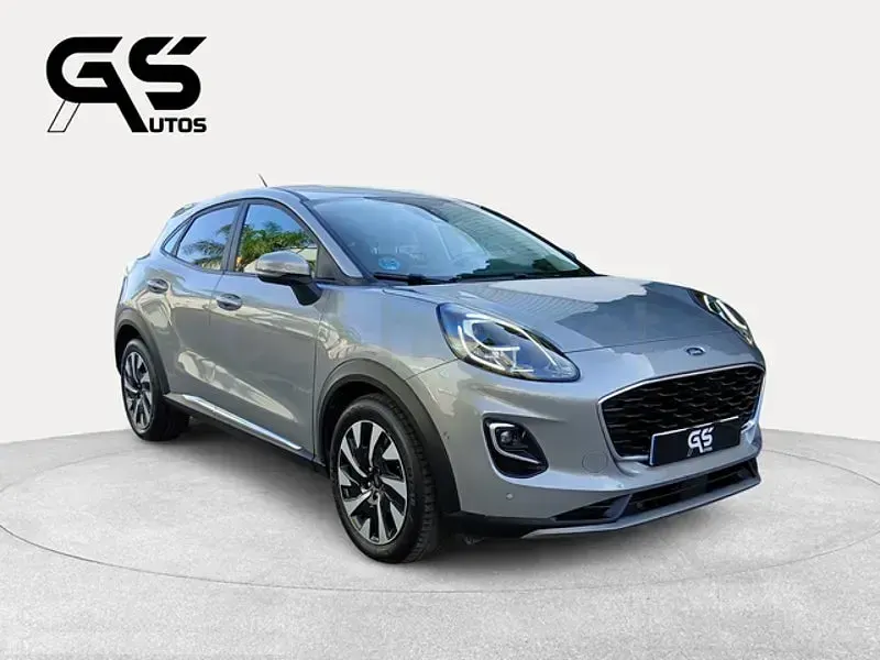 Usado Ford Puma Titanium 125 CV (91 kW) 2024 Gris / plata SUV