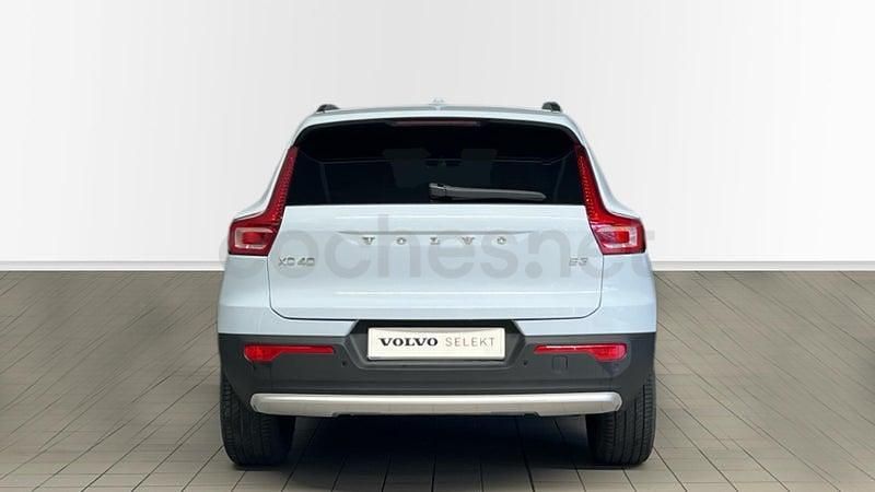 Usado Volvo XC40 Core 163 CV (119 kW) 2025 Azul SUV