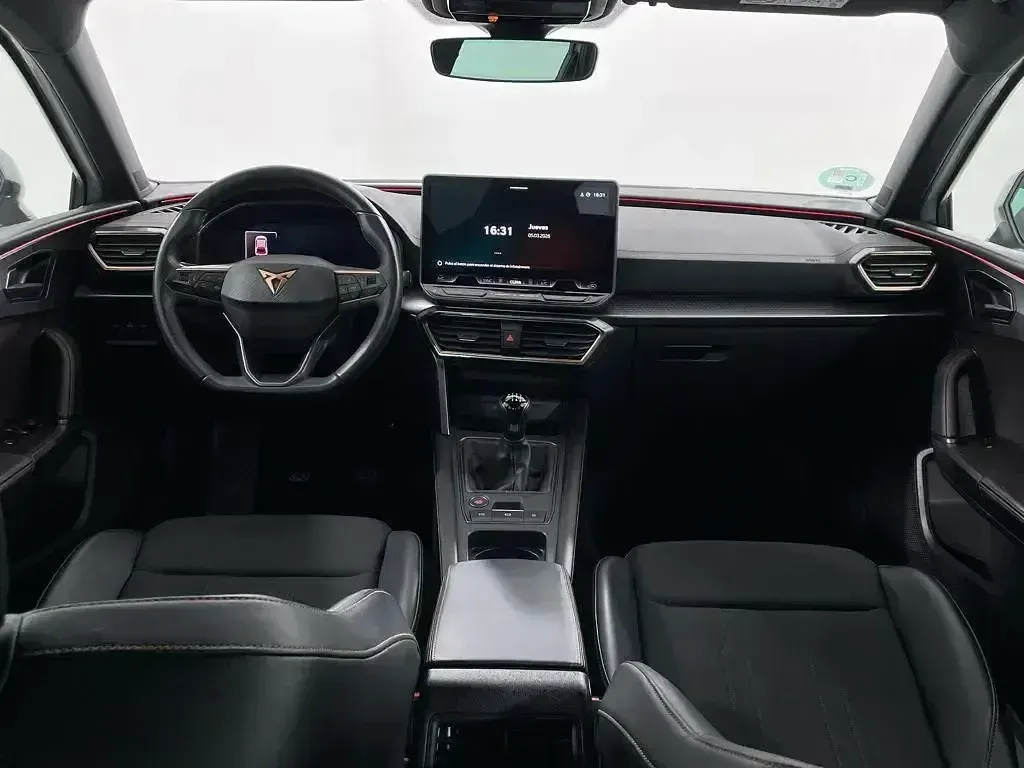 Usado Cupra Leon 150 CV (110 kW) 2025 Blanco Berlina