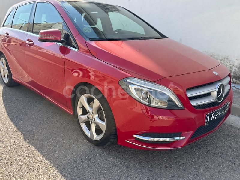 Rojo Usado 2014 Mercedes B200 Monovolumen | 12.950 € (Precio justo) - Imagen 1/4
