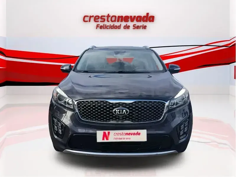 Usado Kia Sorento 200 CV (147 kW) 2017 Gris / plata SUV