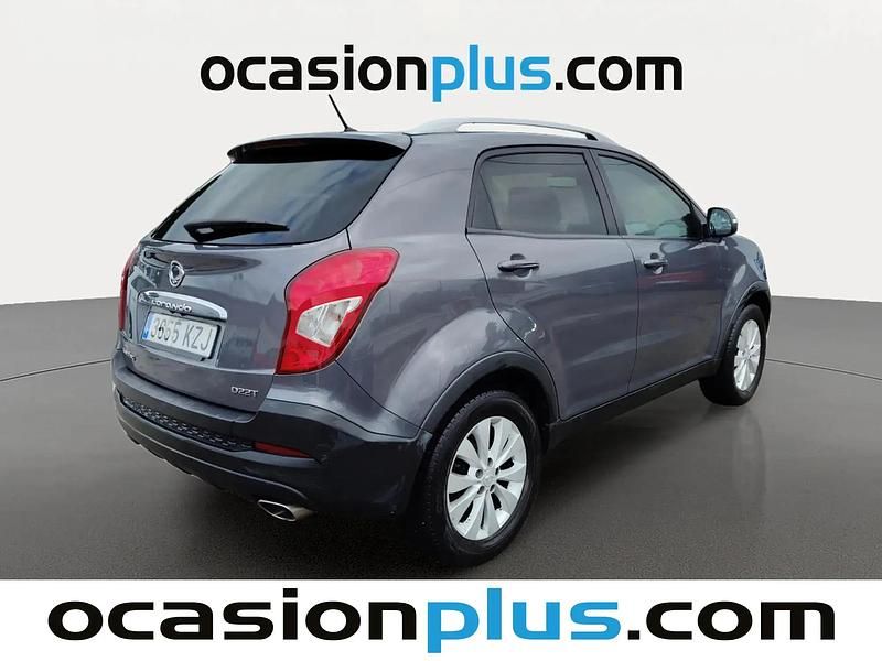 Usado SsangYong Korando 178 CV (130 kW) 2019 Gris SUV