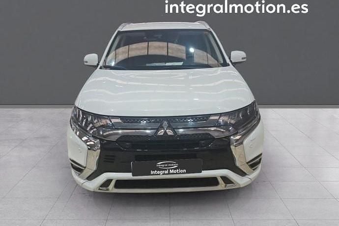 Usado Mitsubishi Outlander 224 CV (164 kW) 2021 SUV